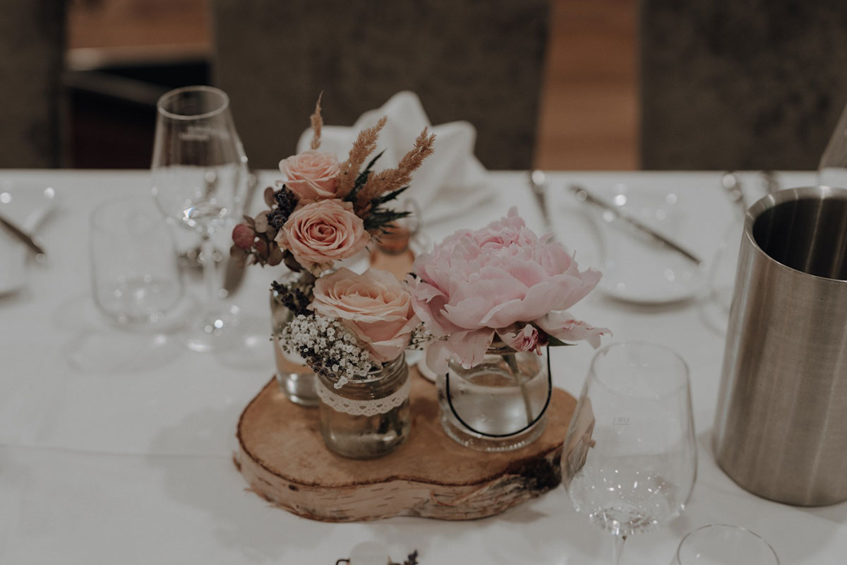 Blumenschmuck Hochzeitsfest